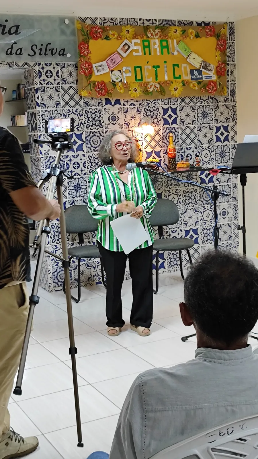 Registro da trajetória cultural de Márcio Lins